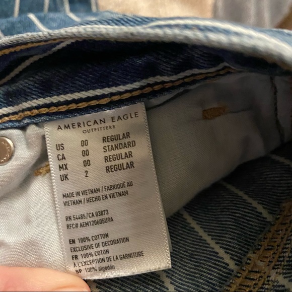 American Eagle mom jeans - Picture 4 of 5